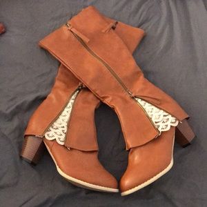NWOT BOOTS